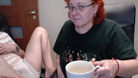 Joanna and Greg online show from December 27, 2:12 pm