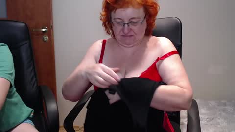 Joanna and Greg online show from January 5, 11:48 am