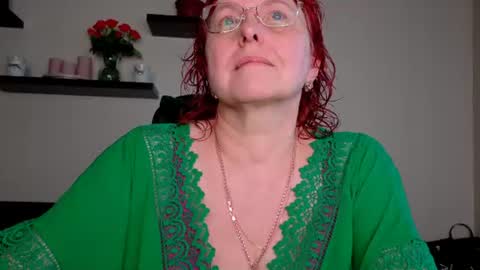Joanna and Greg online show from June 21, 9:01 am