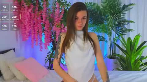 Eva online show from May 2, 7:19 pm