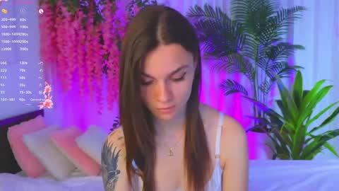 Eva online show from May 4, 7:10 pm