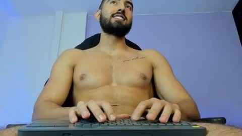 JOAO BATISTA online show from July 3, 7:48 am