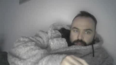 Snapshot of joaodias_18 chatting on December 22, 5:42 pm joaodias_18 online show from December 22, 5:42 pm