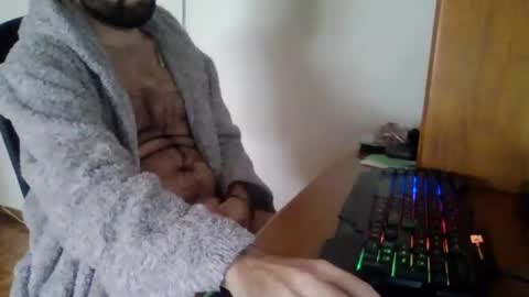 Snapshot of joaodias_18 chatting on February 17, 2:48 pm joaodias_18 online show from February 17, 2:48 pm