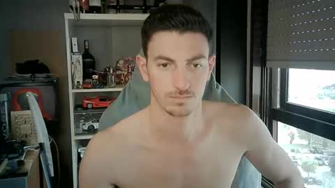 joao love online show from April 11, 11:25 am