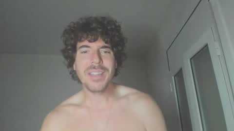 Snapshot of joaquin420_hot chatting on March 5, 6:20 am joaquin420_hot online show from March 5, 6:20 am