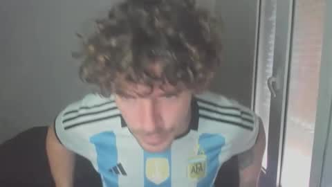 Snapshot of joaquin420_hot chatting on March 10, 9:03 am joaquin420_hot online show from March 10, 9:03 am