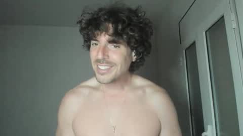 Snapshot of joaquin420_hot chatting on March 10, 9:09 pm joaquin420_hot online show from March 10, 9:09 pm