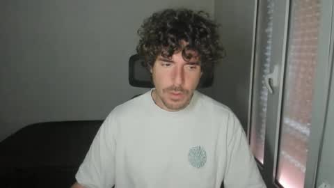 Snapshot of joaquin420_hot chatting on March 25, 6:52 am joaquin420_hot online show from March 25, 6:52 am