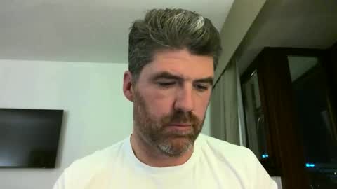 joaquinix123 online show from December 3, 10:41 pm