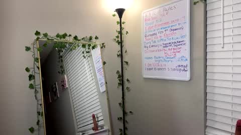 Snapshot of jobxbyy chatting on February 21, 3:34 am JoJo 3 online show from February 21, 3:34 am