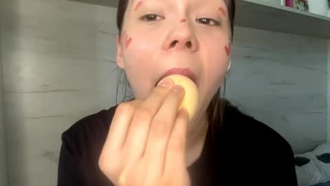 Mila online show from April 28, 9:58 am