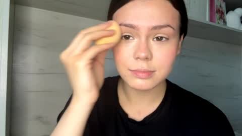 Mila online show from May 1, 10:53 am
