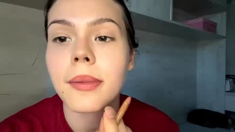 Mila online show from July 7, 1:04 pm