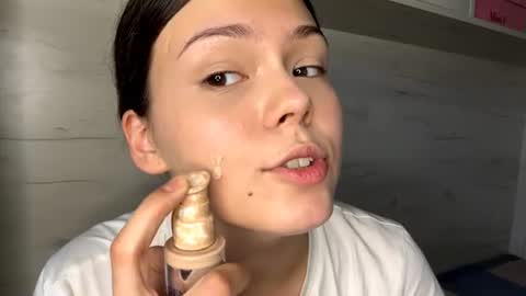 Mila online show from July 26, 11:06 am