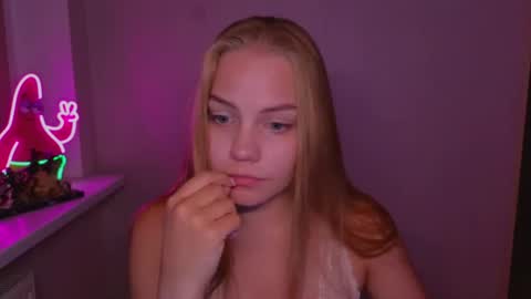 Snapshot of jodiewithgreen chatting on July 31, 7:24 pm Jodie 3 returning TODAY online show from July 31, 7:24 pm