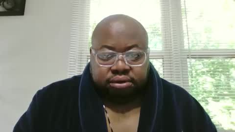 Snapshot of joe25123 chatting on May 30, 2:14 pm joe25123 online show from May 30, 2:14 pm