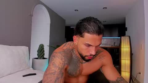 joe_esthetic online show from February 15, 10:10 pm