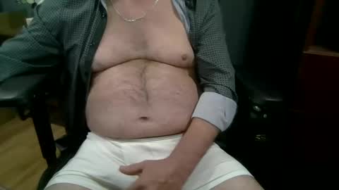 Snapshot of joebloe02 chatting on June 8, 4:07 pm joebloe02 online show from June 8, 4:07 pm