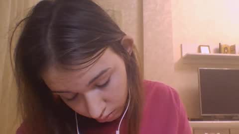 Snapshot of joelbigalk chatting on September 18, 7:27 pm Jennifer online show from September 18, 7:27 pm