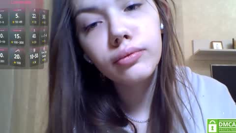 Jennifer online show from February 10, 8:24 pm