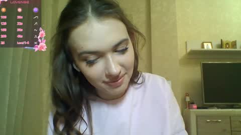Jennifer online show from April 29, 9:10 pm