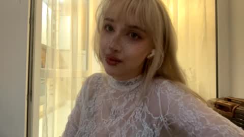 Amaya online show from October 15, 2:17 pm