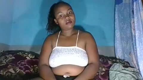 joenah012 online show from July 27, 5:14 am
