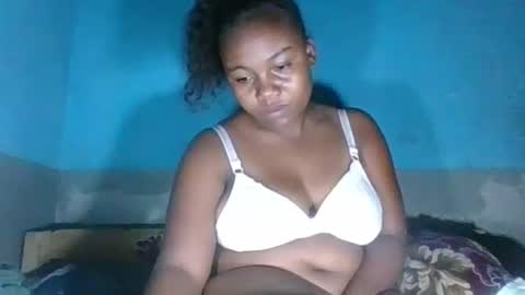 joenah012 online show from July 28, 11:04 pm