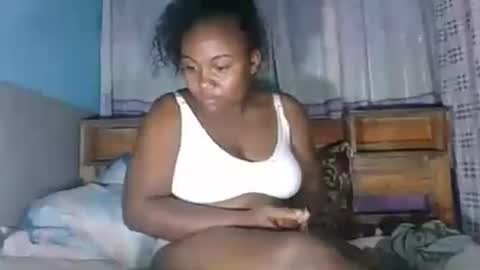 joenah012 online show from August 2, 5:44 pm