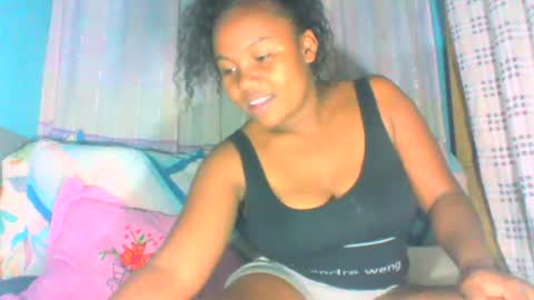 joenah012 online show from August 3, 9:04 am
