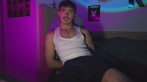 JoeOsulli online show from November 20, 9:14 pm