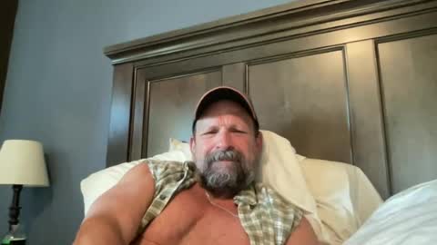 Snapshot of joestros chatting on June 15, 3:14 pm joestros online show from June 15, 3:14 pm