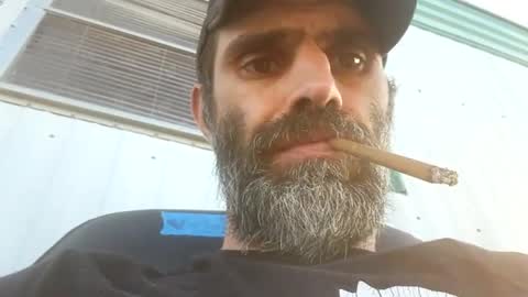joeykeeton87 online show from July 26, 12:34 pm