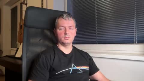 Jogger1991 online show from March 5, 6:37 pm