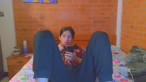 johan70nsexy online show from December 3, 5:04 am