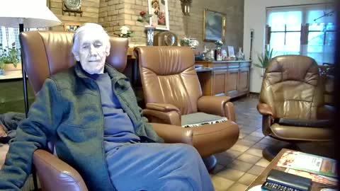 Snapshot of johan7_heet chatting on January 1, 2:42 pm johan7 heet online show from January 1, 2:42 pm