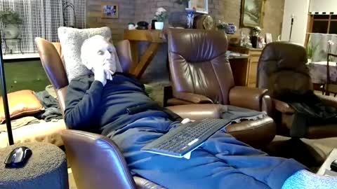 Snapshot of johan7_heet chatting on February 22, 9:04 pm johan7 heet online show from February 22, 9:04 pm