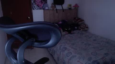 Snapshot of johanleonsweetboy chatting on December 5, 2:47 pm JOHAN independient model online show from December 5, 2:47 pm