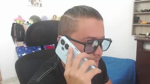 JOHAN independient model online show from June 5, 2:12 pm