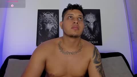 Snapshot of johansmith__ chatting on November 13, 8:52 pm Johan Smith online show from November 13, 8:52 pm