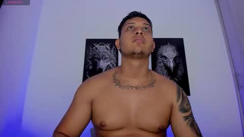 Snapshot of johansmith__ chatting on November 16, 10:59 pm Johan Smith online show from November 16, 10:59 pm