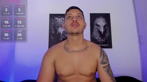 Snapshot of johansmith__ chatting on December 14, 7:40 pm Johan Smith online show from December 14, 7:40 pm