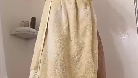 Snapshot of johenxxx chatting on January 9, 12:30 pm johenxxx online show from January 9, 12:30 pm