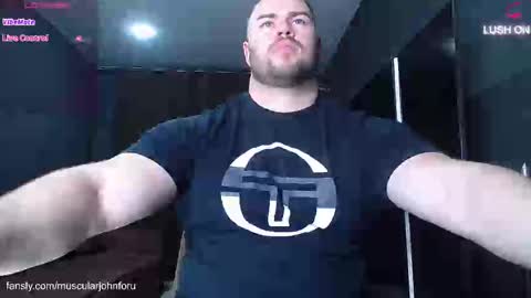 Snapshot of john_and_kiss chatting on February 15, 7:17 pm john and kiss online show from February 15, 7:17 pm