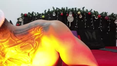 John  online show from December 21, 11:01 am