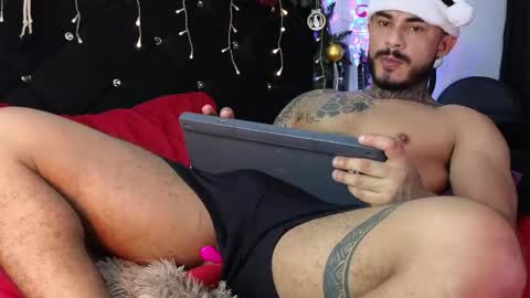 John  online show from December 21, 5:07 pm