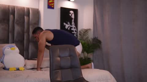 Snapshot of john_king29 chatting on February 18, 10:25 pm john online show from February 18, 10:25 pm