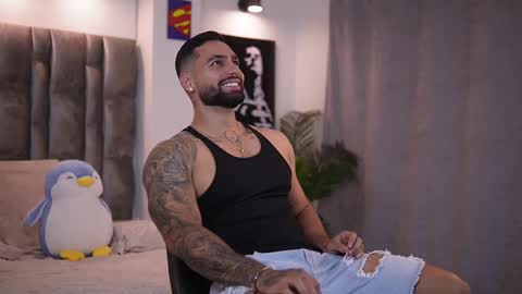 Snapshot of john_king29 chatting on February 21, 11:01 am john online show from February 21, 11:01 am