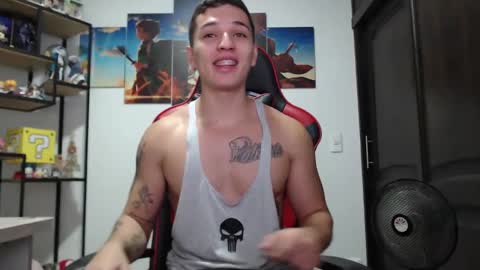 Snapshot of john_s117 chatting on January 11, 1:37 am JOHN online show from January 11, 1:37 am